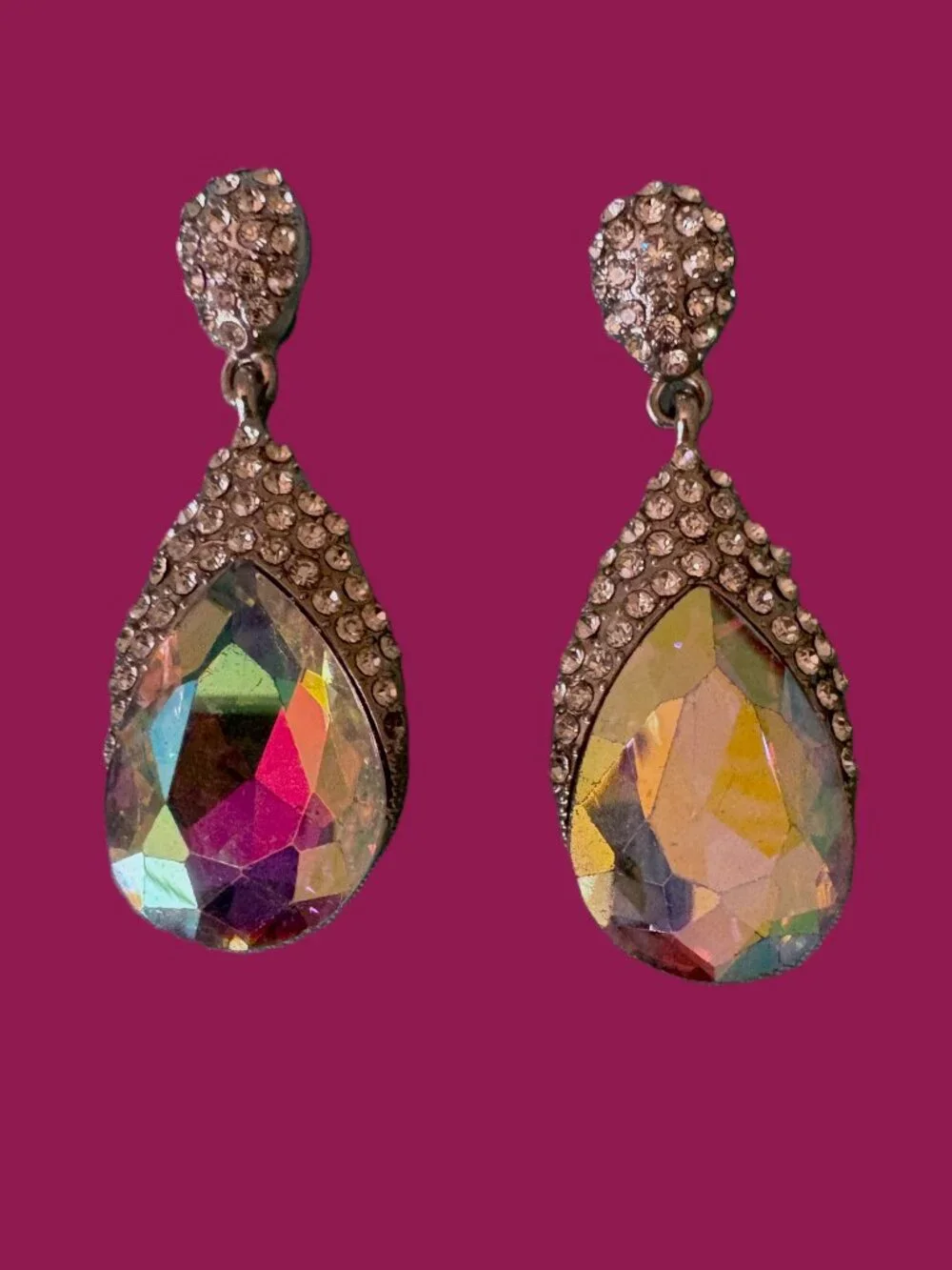 Iridescent Sundrop Rhinestone Earrings EUC